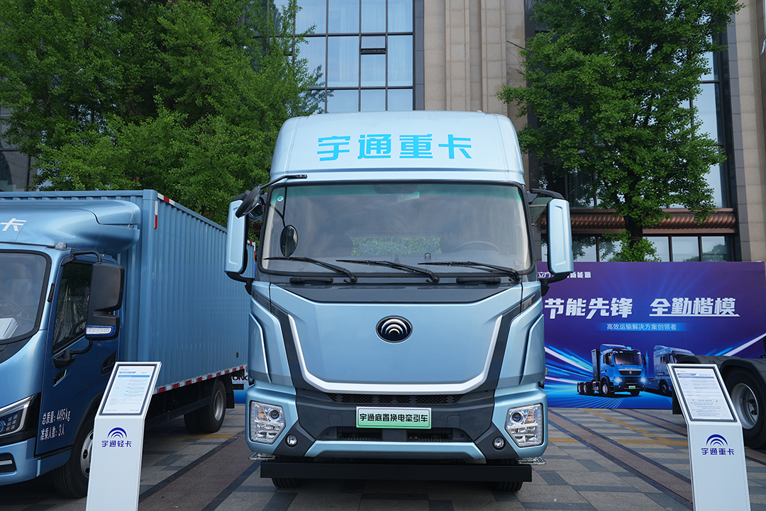 实力见证 | letou国际米兰官网重卡现身蓉城，，，，，，，，三奖加冕实力引领