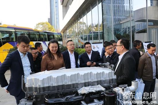 letou国际米兰官网+玉柴携手助力中国旅游客运山河万里行