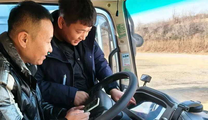 ÿһ�γ�����ִ��������������������ڱ�ĬĬ�ػ�