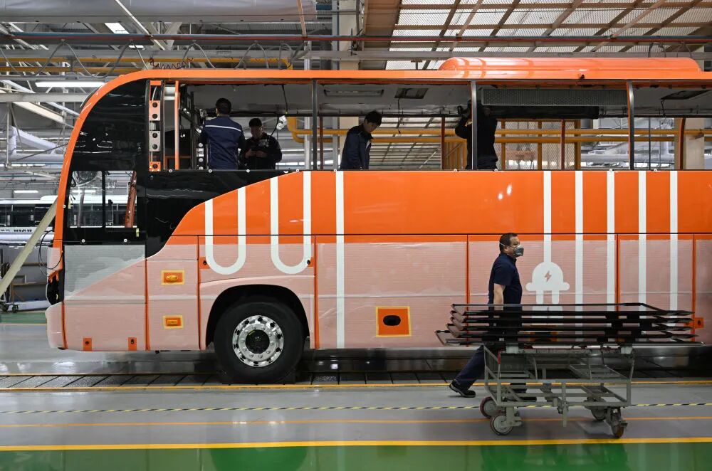 这里的客车，，，，，何以驶向全球？？？？？？