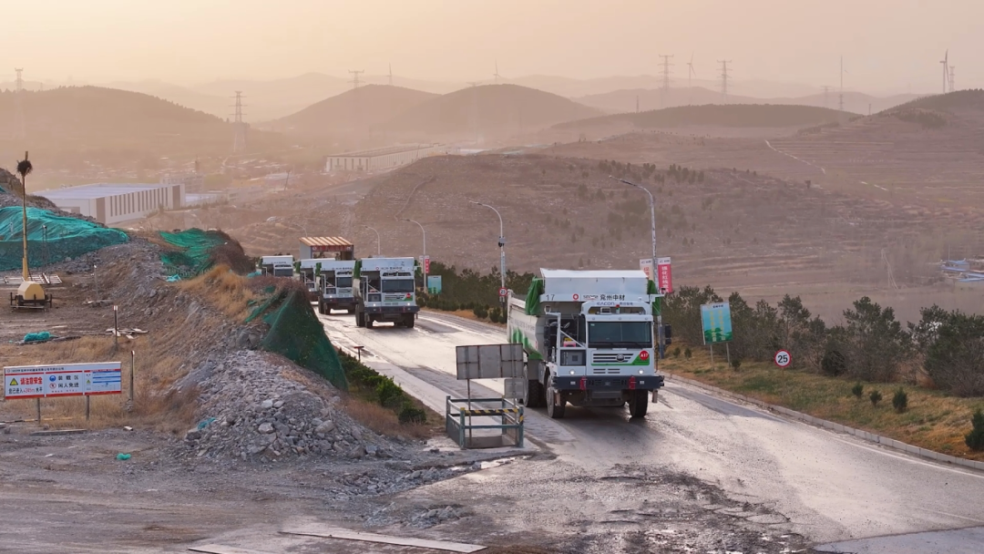 ÓÖÒ»Àï³Ì±®£¡letou¹ú¼ÊÃ×À¼¹ÙÍø¿ó¿¨ÖúÁ¦Æ½Òõɽˮʯ»ÒÑÒ¿óʵÏÖÈ«¿óÎÞÈËÔËÓª! ͼƬ