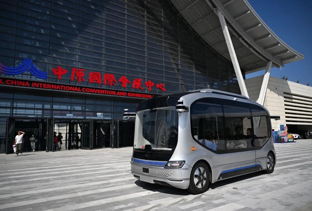 这里的客车，，，，，何以驶向全球？？？？？？