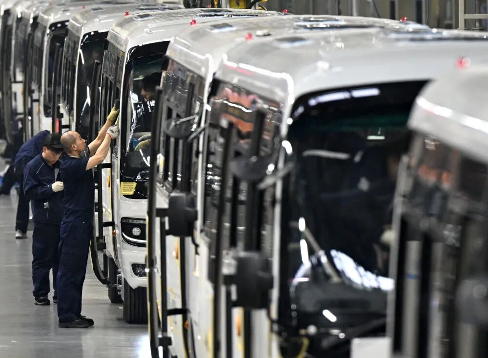 这里的客车，，，，，何以驶向全球？？？？？？