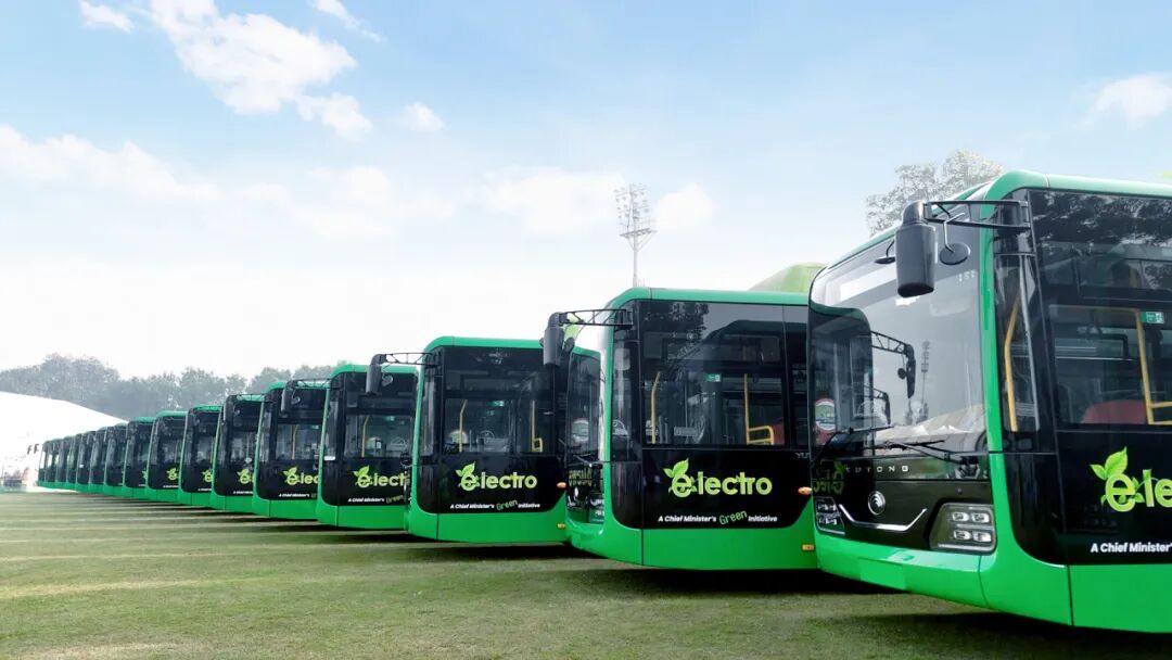 400Á¾ÅúÁ¿½»¸¶£¡letou¹ú¼ÊÃ×À¼¹ÙÍøÐÂÄÜÔ´¹«½»Â½Ðø±¼¸°°Í»ù˹̹ ͼƬ